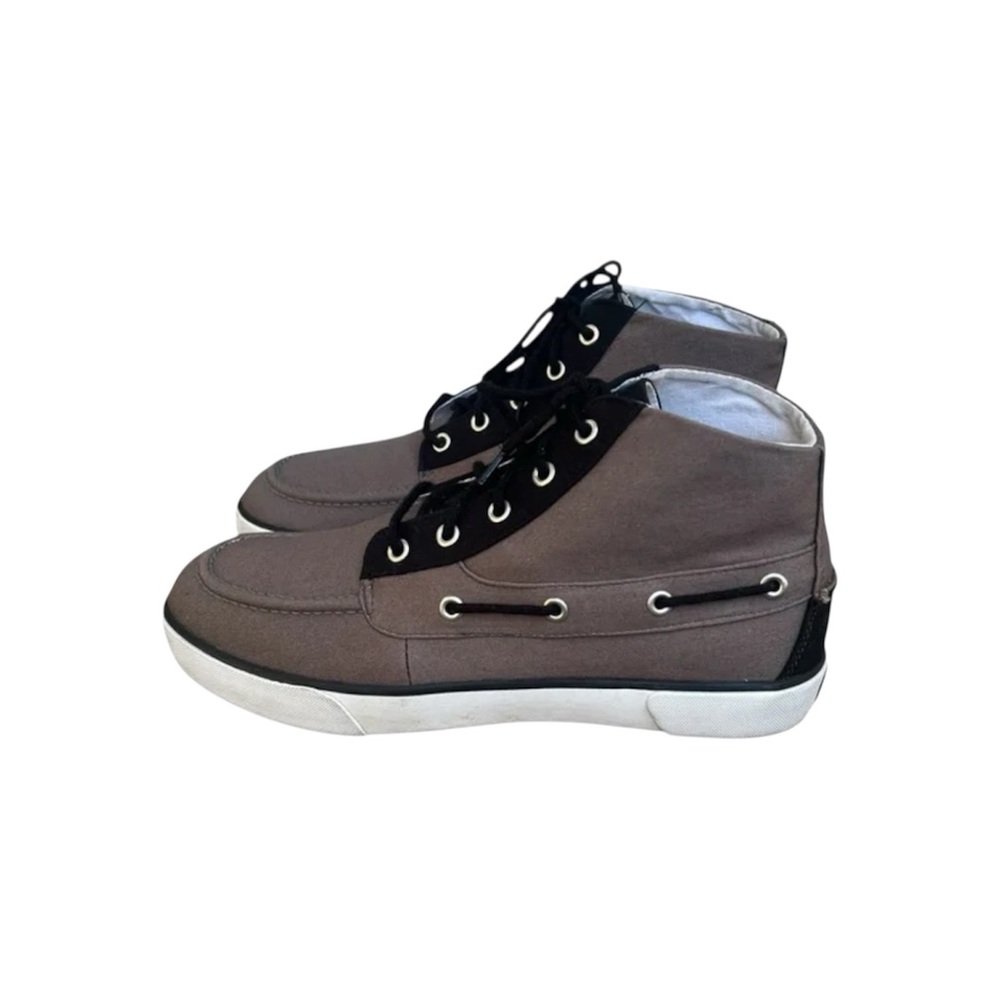 Polo Ralph Lauren Lander Chukka mid top sneaker with boat shoe details. SZ.9.5